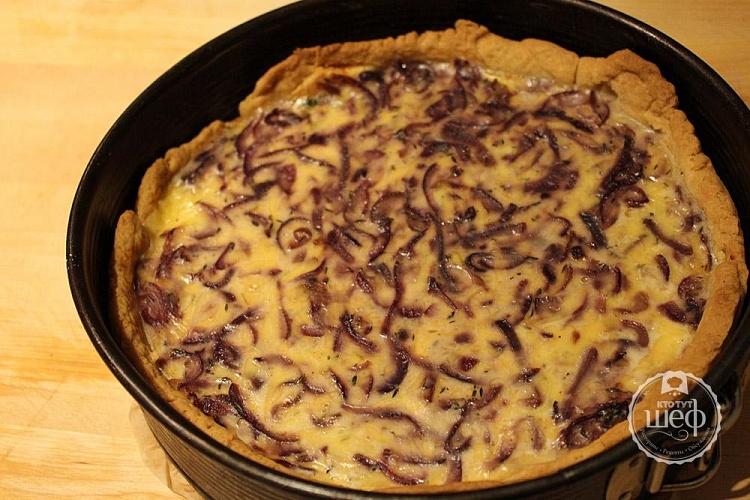 Луковый пирог