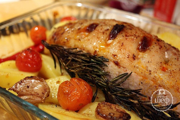 Филе миньон с чоризо и розмариновым маслом